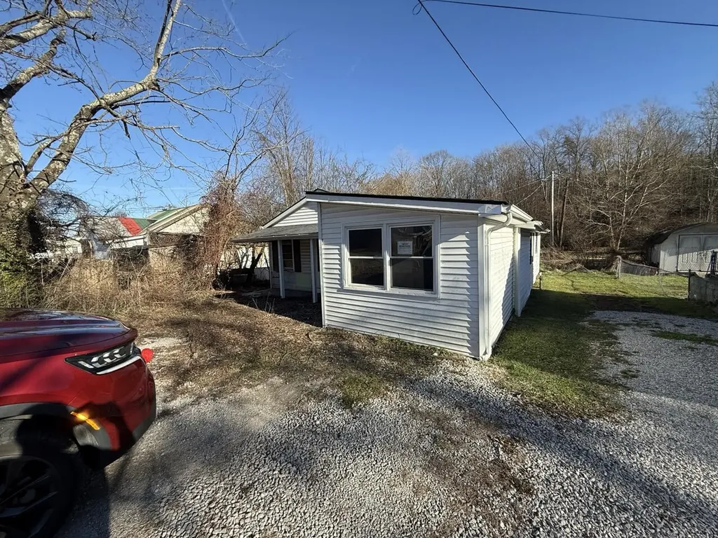 535 Mt Vernon Road Berea KY 40403