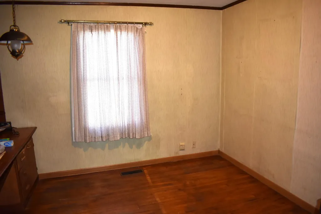 405 S 37th Street Middlesboro KY 40965