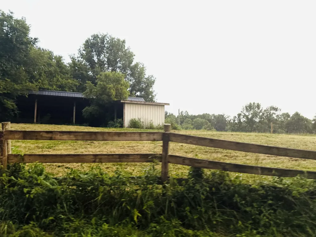 1231 Pleasant Grove Ridge Road Lawrenceburg KY 40342