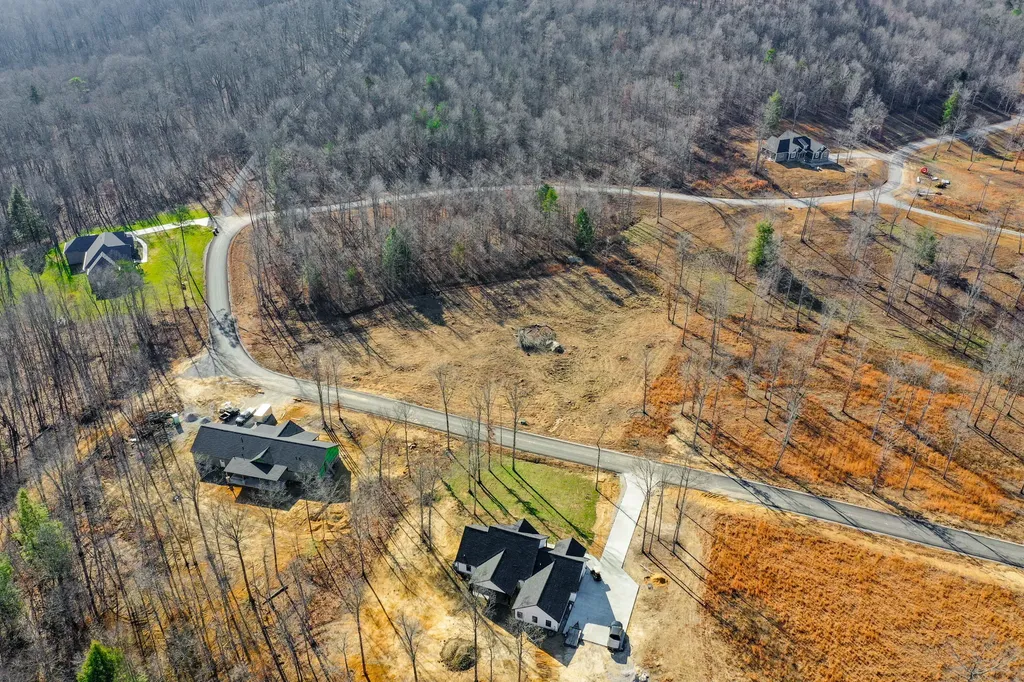 Lot 61 Twin Ponds Road Corbin KY 40701