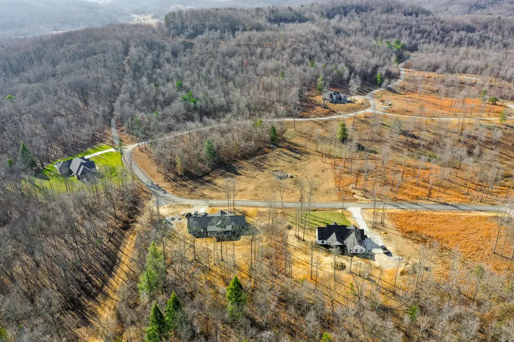 Lot 61 Twin Ponds Road Corbin KY 40701