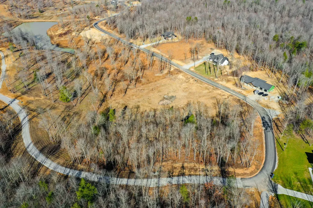 Lot 61 Twin Ponds Road Corbin KY 40701