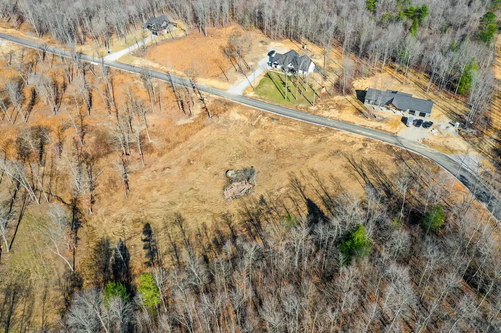 Lot 61 Twin Ponds Road Corbin KY 40701