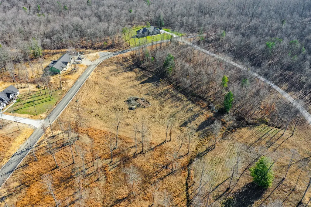 Lot 61 Twin Ponds Road Corbin KY 40701
