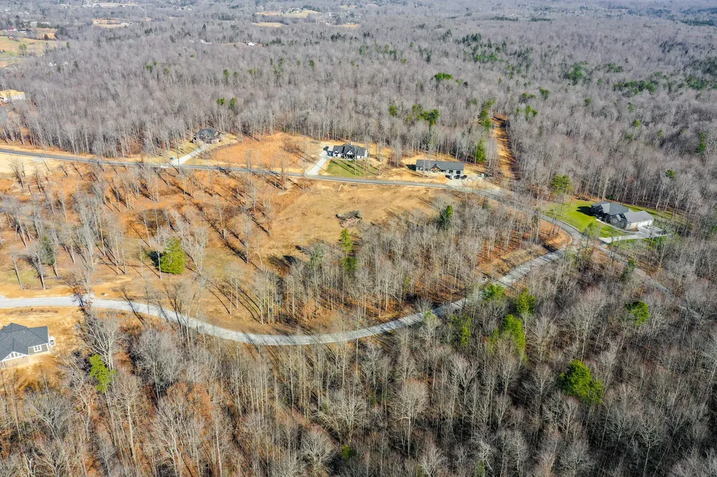 Lot 61 Twin Ponds Road Corbin KY 40701
