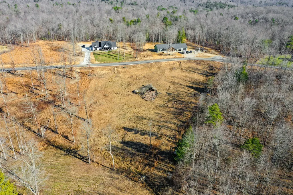 Lot 61 Twin Ponds Road Corbin KY 40701