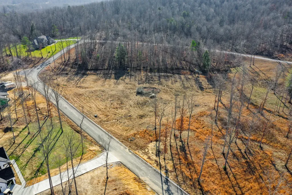 Lot 61 Twin Ponds Road Corbin KY 40701