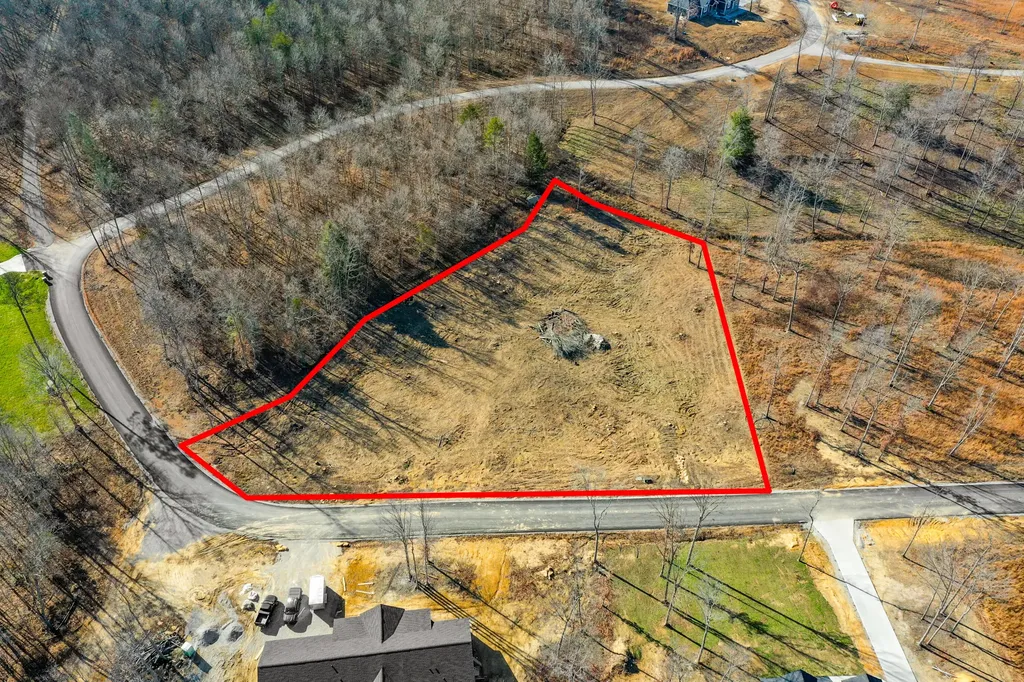 Lot 61 Twin Ponds Road Corbin KY 40701