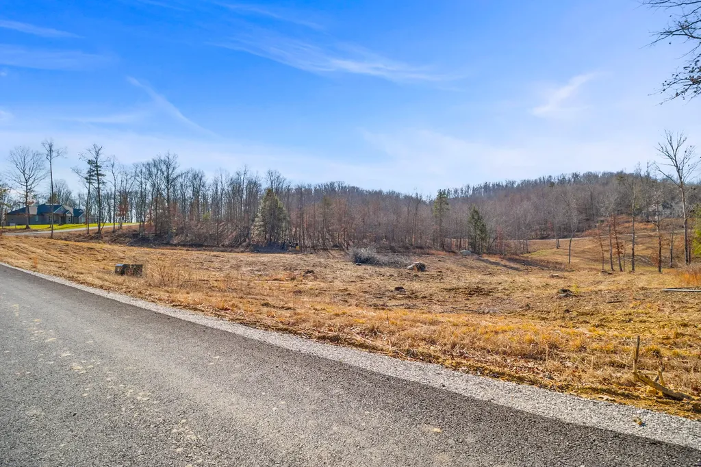 Lot 61 Twin Ponds Road Corbin KY 40701