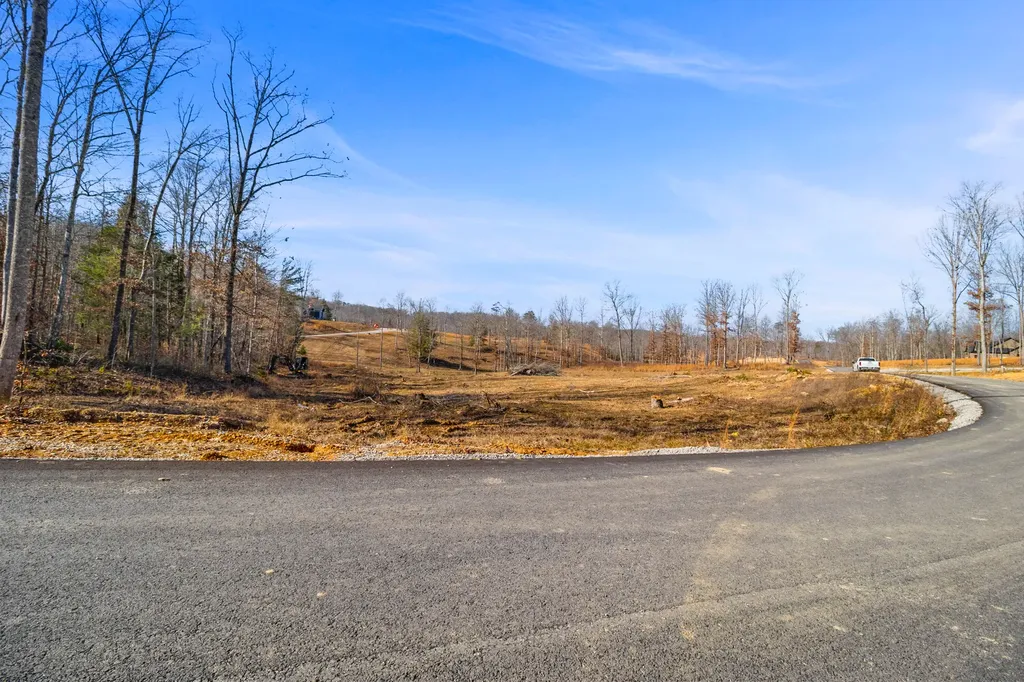 Lot 61 Twin Ponds Road Corbin KY 40701