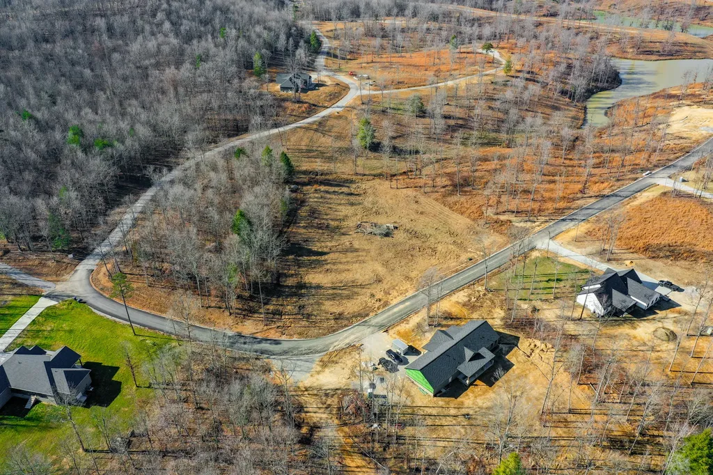 Lot 61 Twin Ponds Road Corbin KY 40701