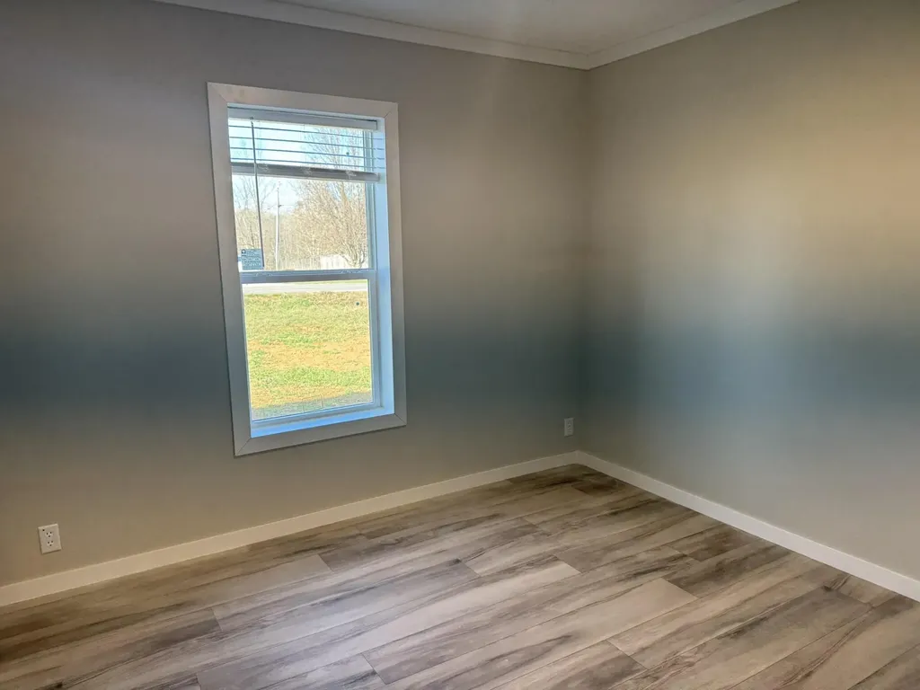 357 Lawless Lane Jamestown KY 42629