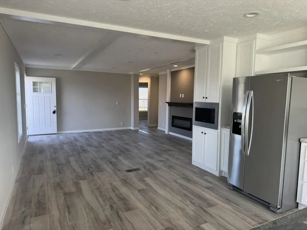 357 Lawless Lane Jamestown KY 42629