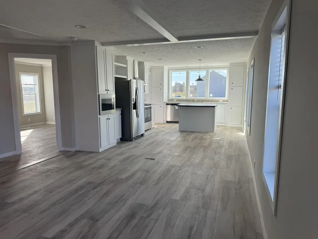 357 Lawless Lane Jamestown KY 42629