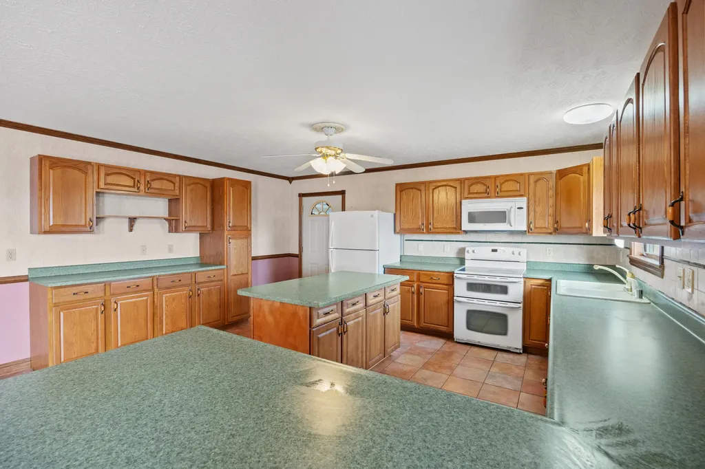 6477 State Highway 22 Falmouth KY 41040