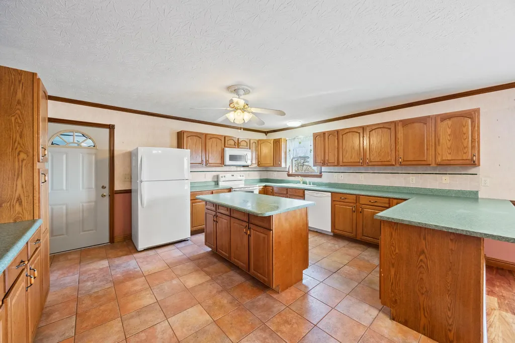 6477 State Highway 22 Falmouth KY 41040