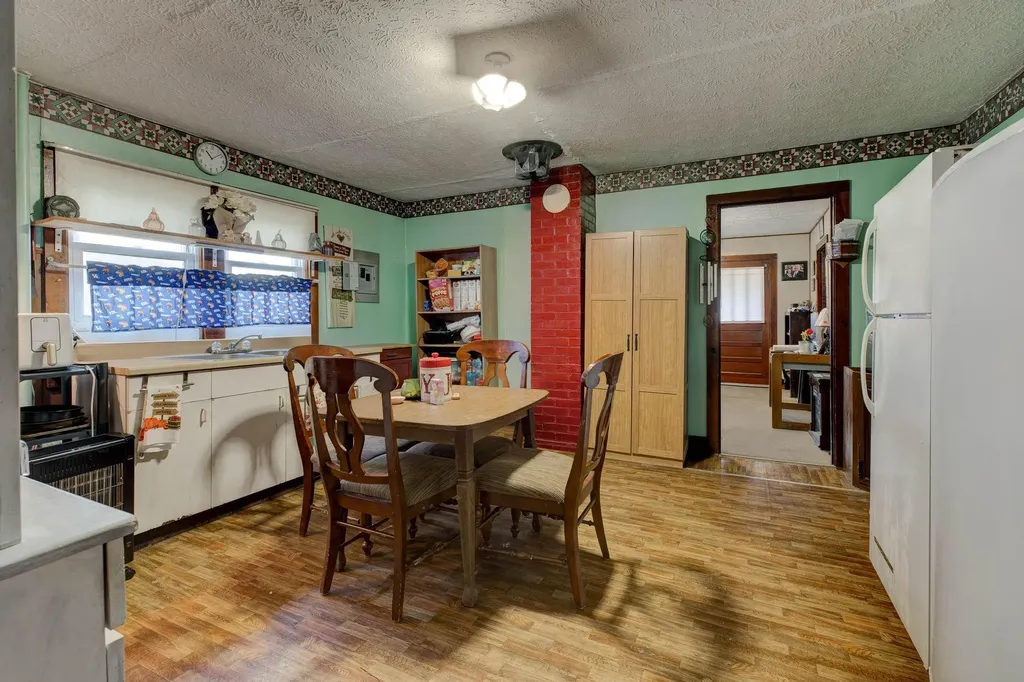 25 Calk Lake Road Jeffersonville KY 40337