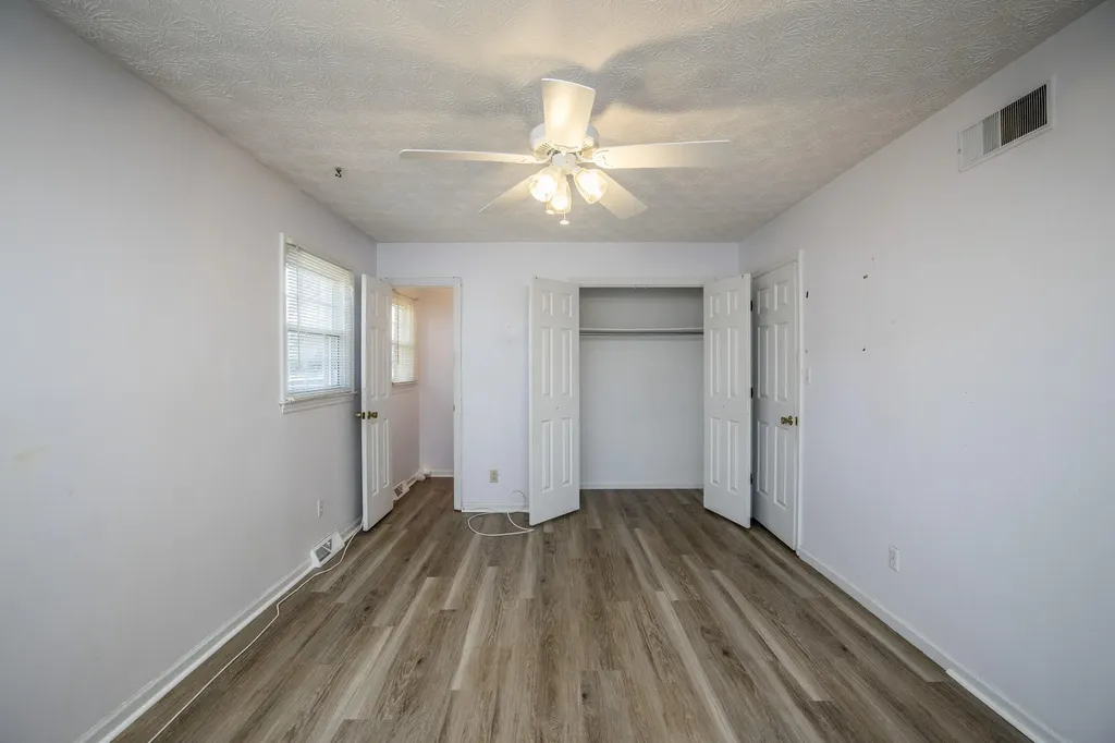 2147 Deauville Drive Lexington KY 40504