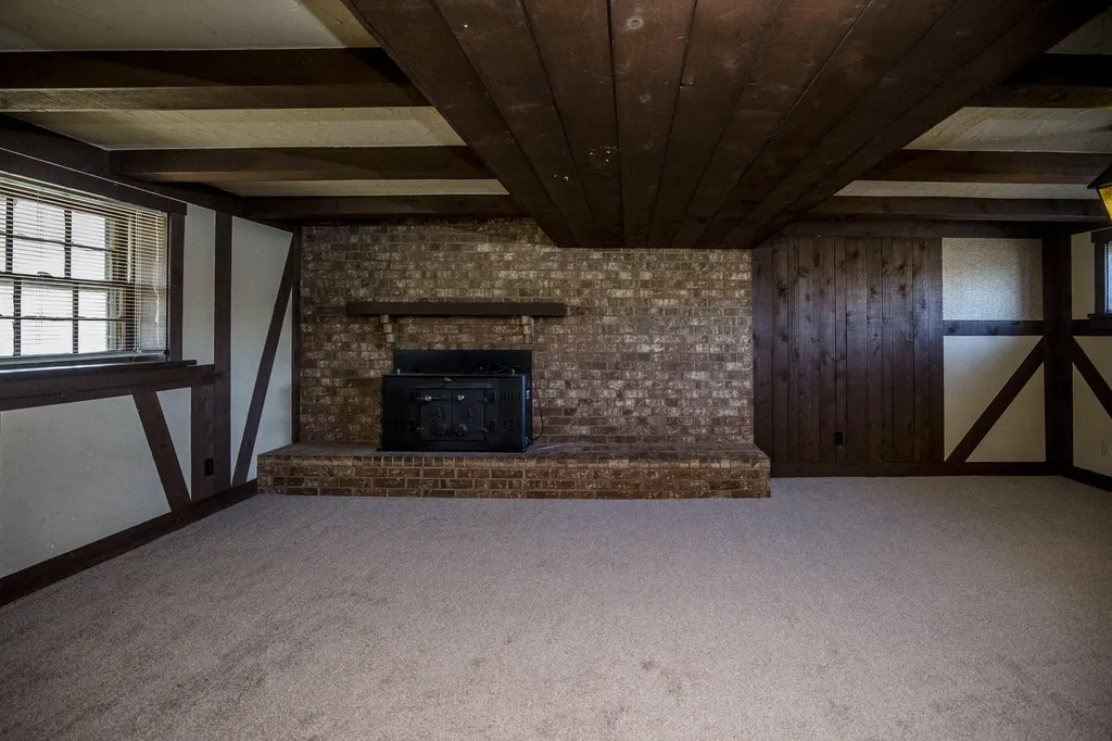 2147 Deauville Drive Lexington KY 40504