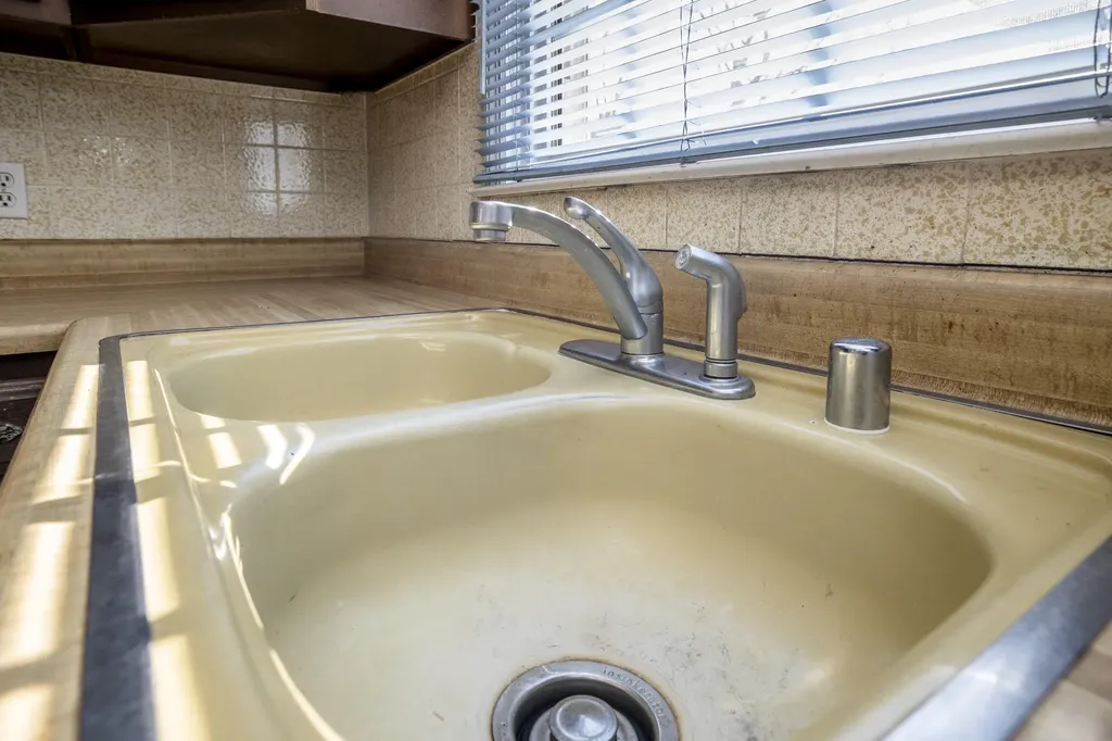 2147 Deauville Drive Lexington KY 40504