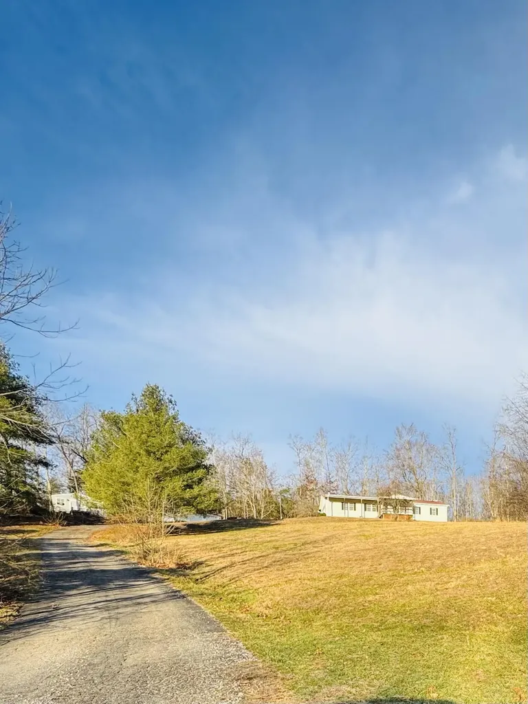 564 Trapp-goffs Cor Road Winchester KY 40391