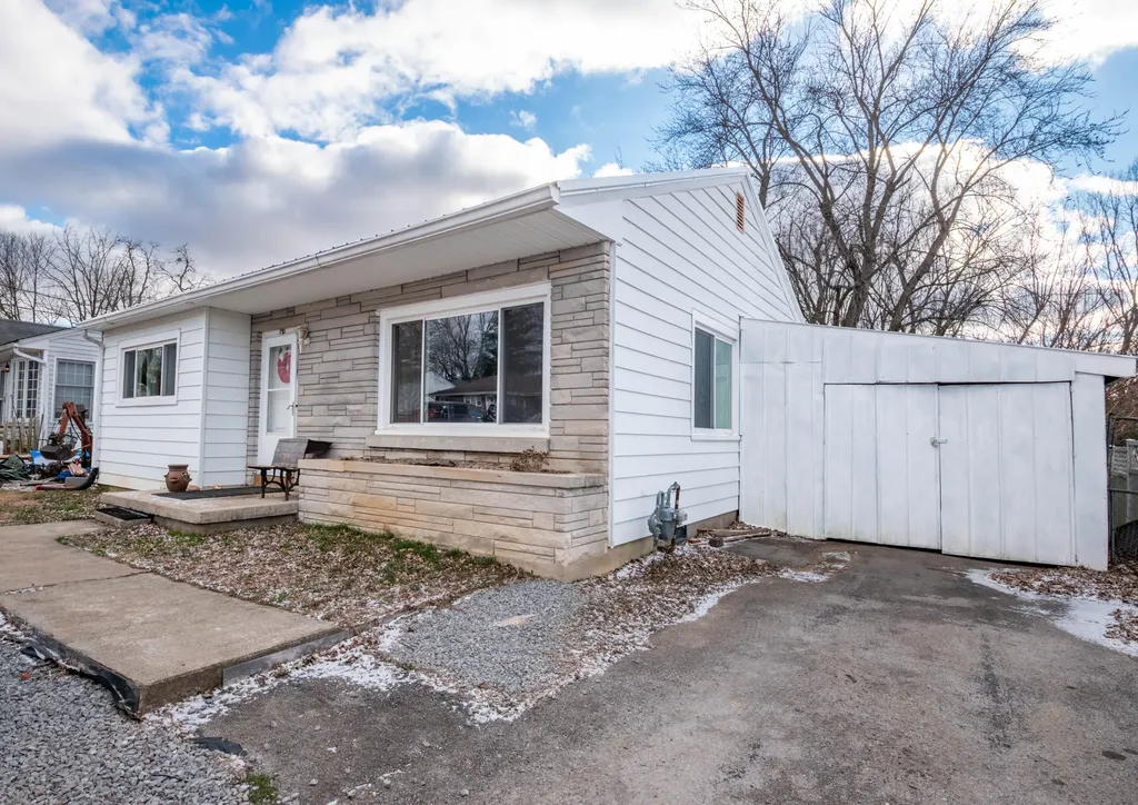 120 Rolling Hills Danville KY 40422