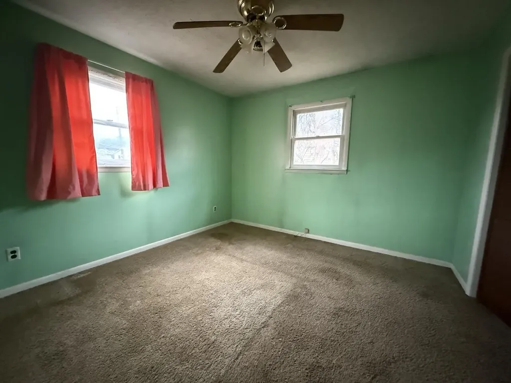 11 Short Street Thelma KY 41260