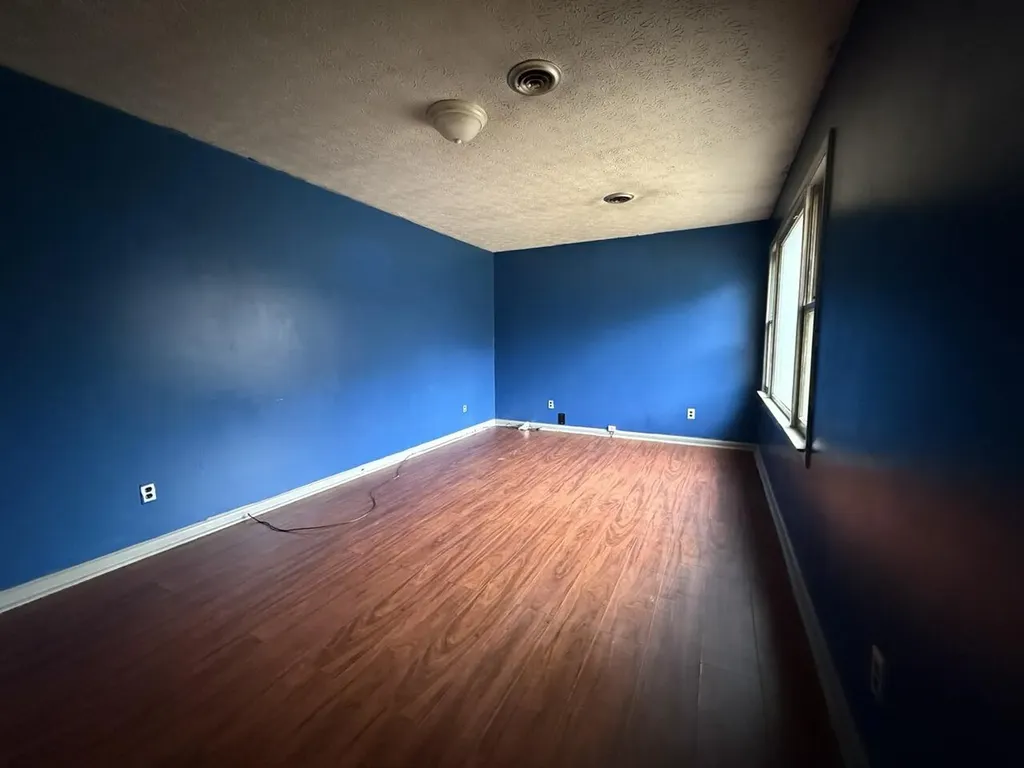 11 Short Street Thelma KY 41260