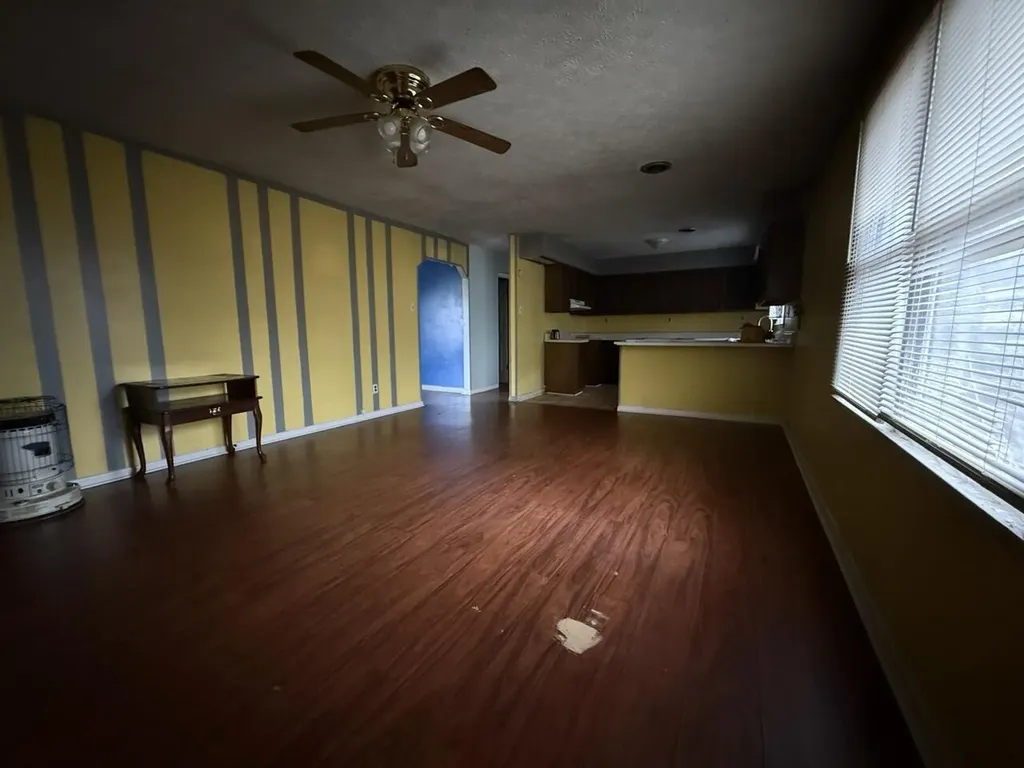 11 Short Street Thelma KY 41260