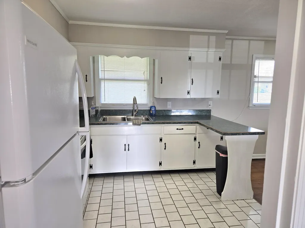 342 Pleasant Hill Drive Harrodsburg KY 40330