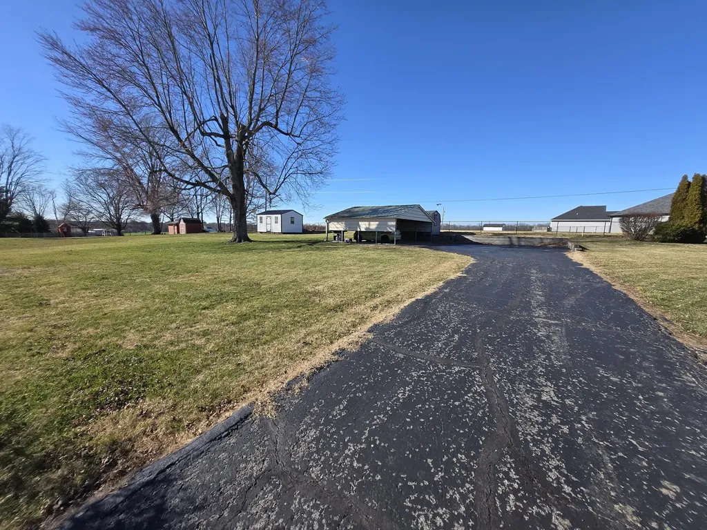 342 Pleasant Hill Drive Harrodsburg KY 40330