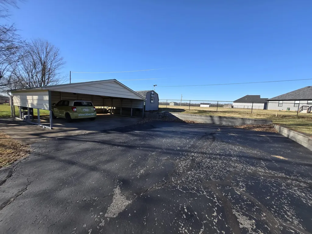 342 Pleasant Hill Drive Harrodsburg KY 40330