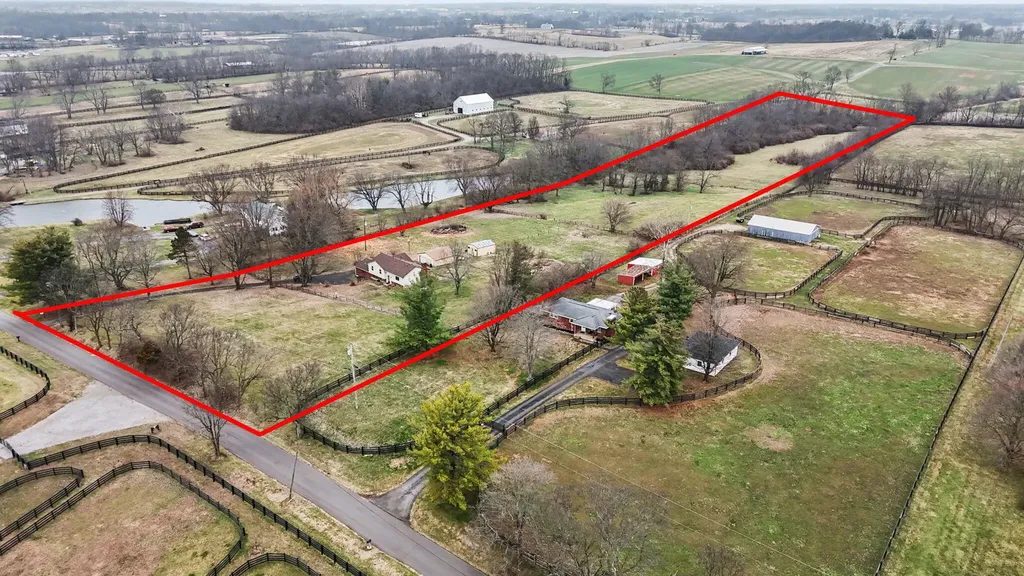 2355 Carrick Road Lexington KY 40511