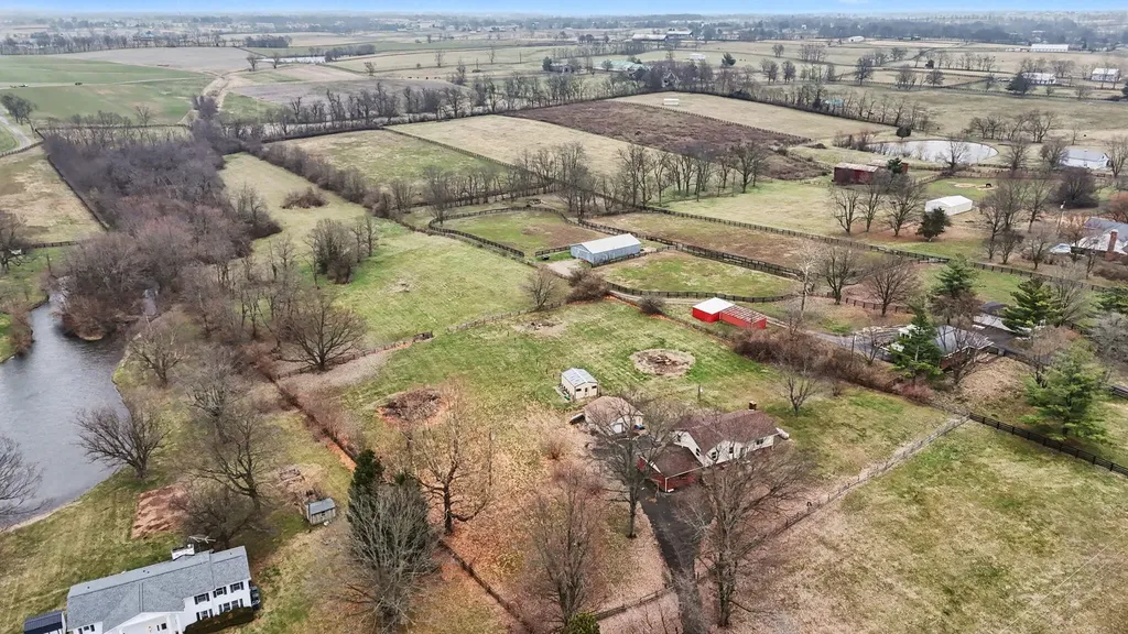 2355 Carrick Road Lexington KY 40511