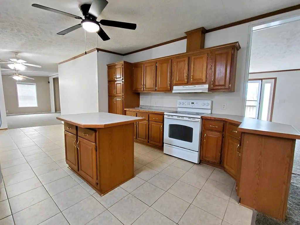 3022 Airport Road Danville KY 40422