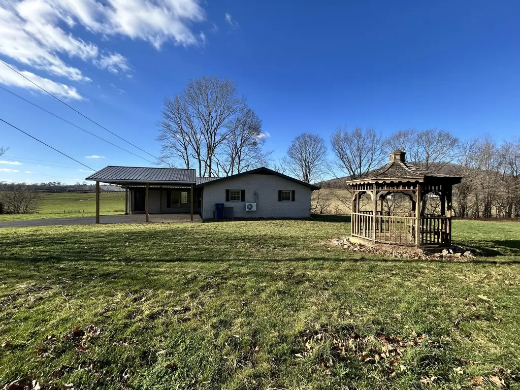 2252 Grundy Road Somerset KY 42501
