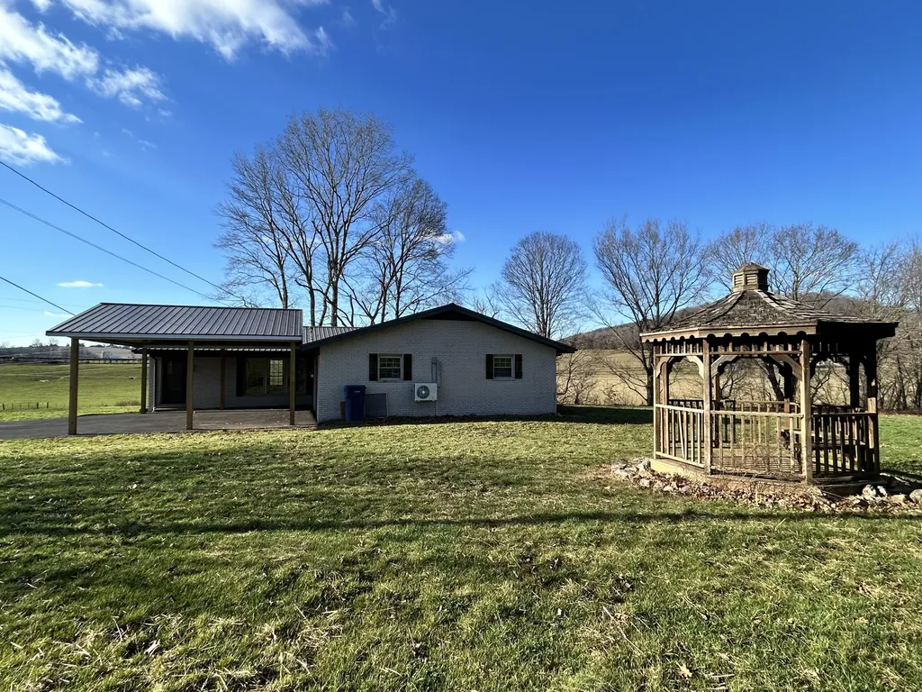 2252 Grundy Road Somerset KY 42501