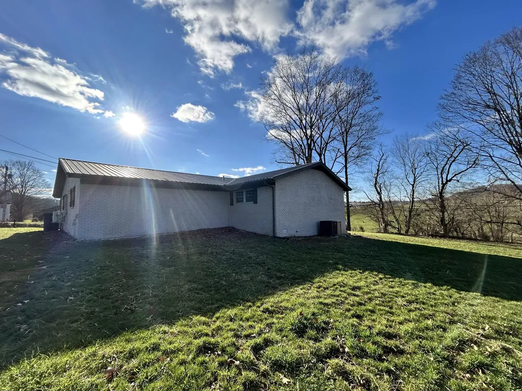 2252 Grundy Road Somerset KY 42501
