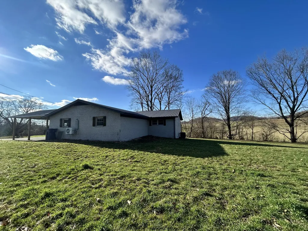 2252 Grundy Road Somerset KY 42501
