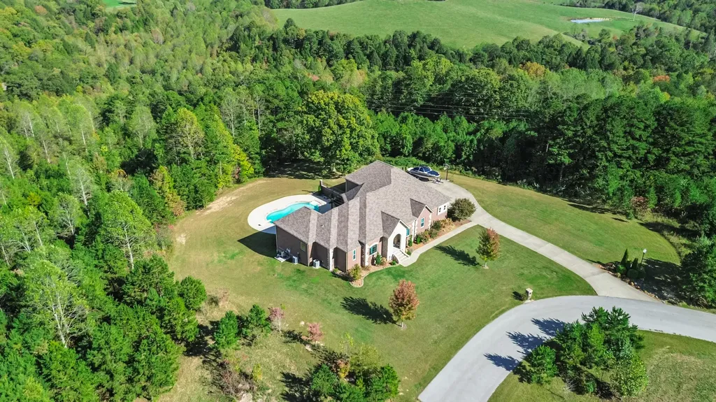 30 Horizon Lane London KY 40741