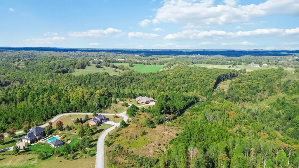 30 Horizon Lane London KY 40741