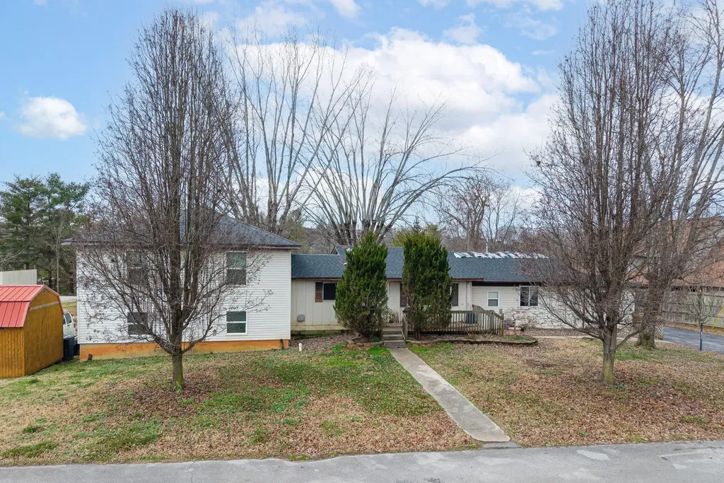 105 Villagers Resort Drive Somerset KY 42503