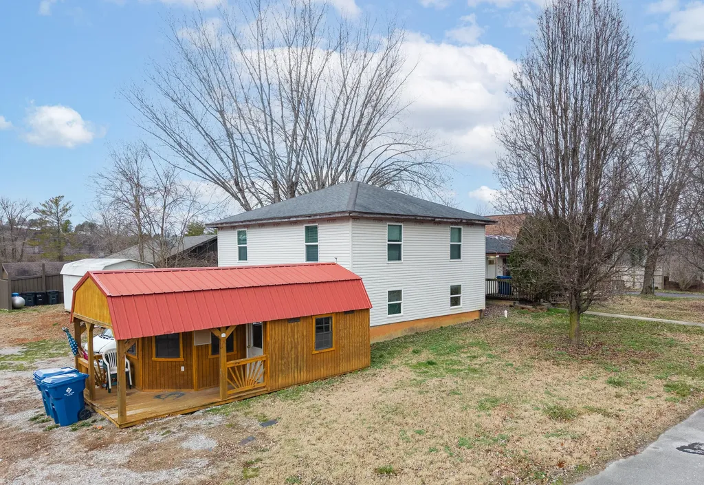 105 Villagers Resort Drive Somerset KY 42503