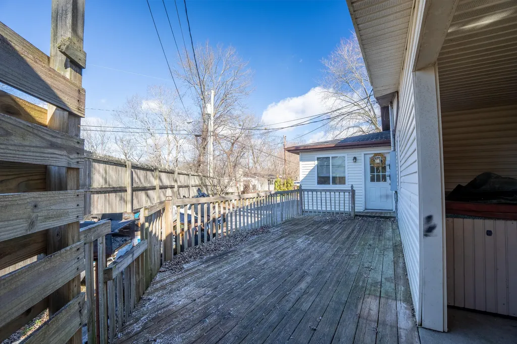 105 Villagers Resort Drive Somerset KY 42503