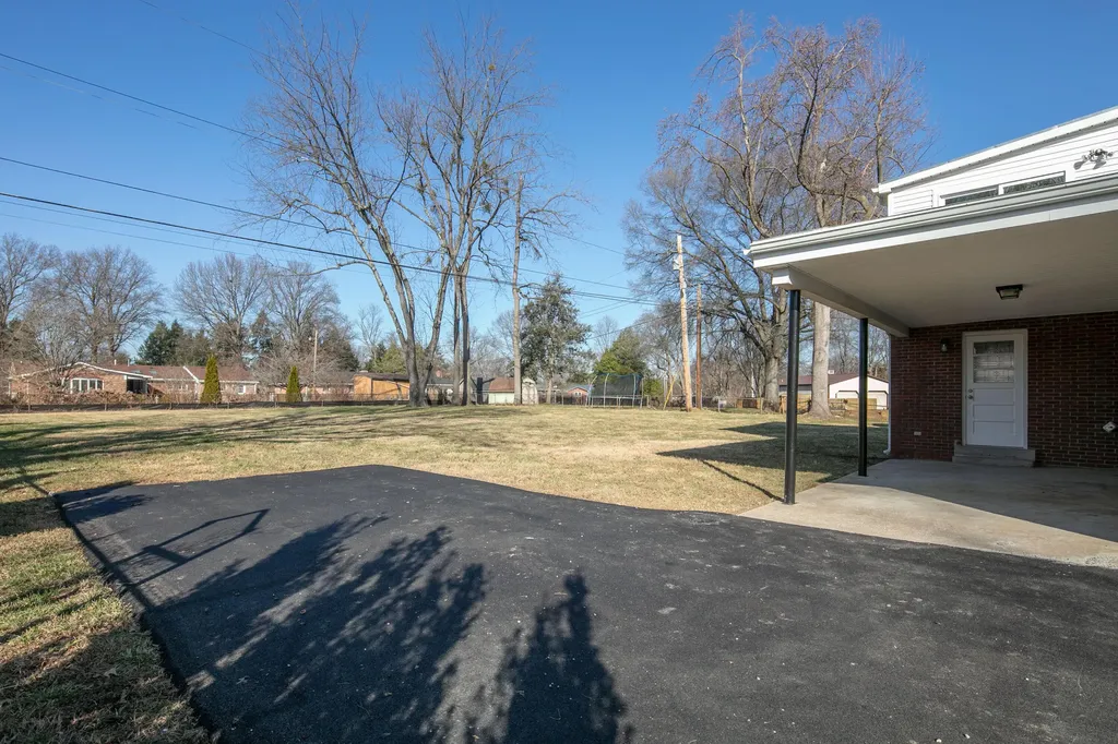 1147 Athenia Drive Lexington KY 40504
