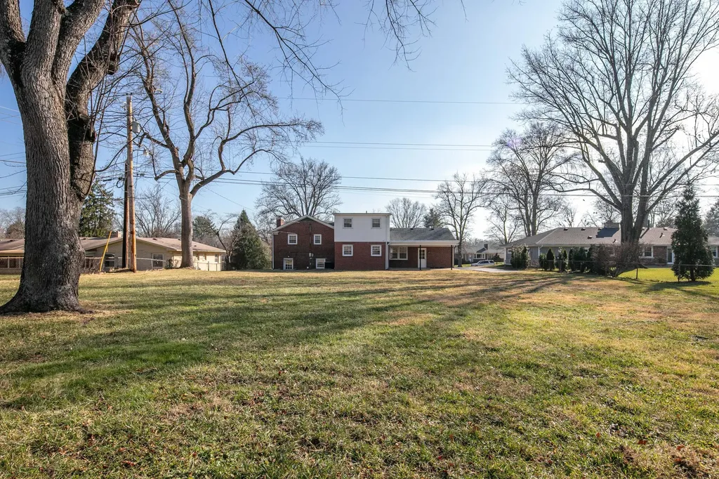 1147 Athenia Drive Lexington KY 40504
