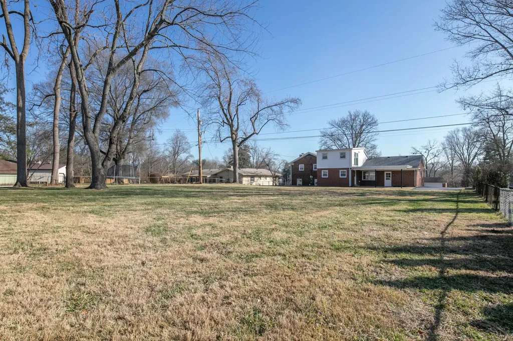 1147 Athenia Drive Lexington KY 40504