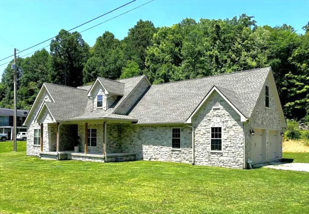 161 Collier Avenue Jackson KY 41339