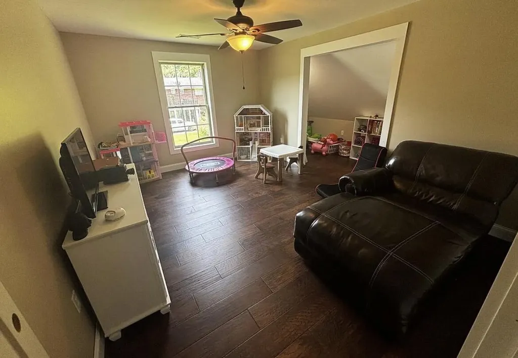 161 Collier Avenue Jackson KY 41339