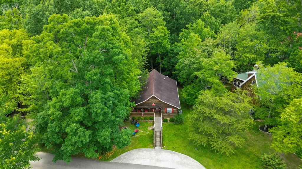 330 Enchanted Forest Way Burnside KY 42519